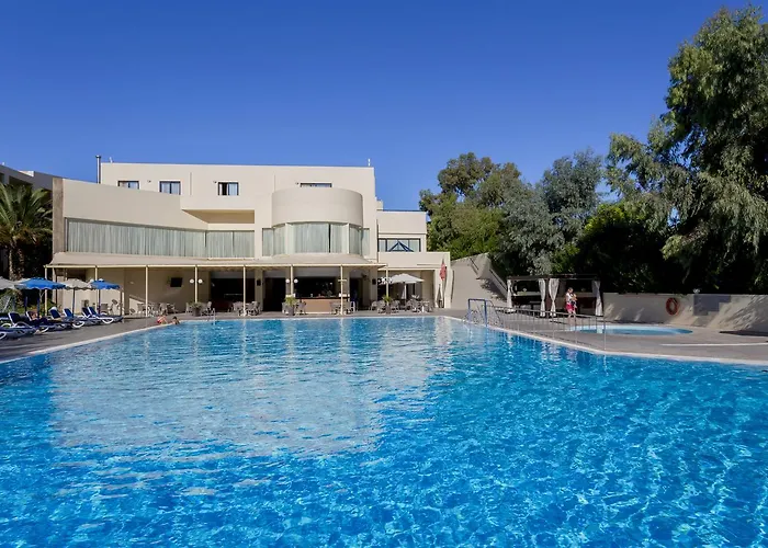 Dessole Lippia Golf منتجع